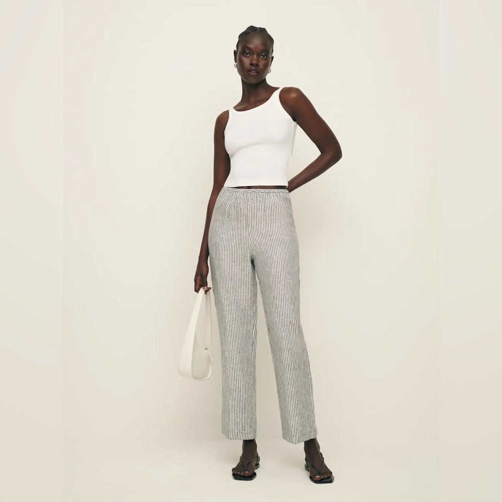 Reformation Petites Remi Cropped Linen Pant in Vineyard